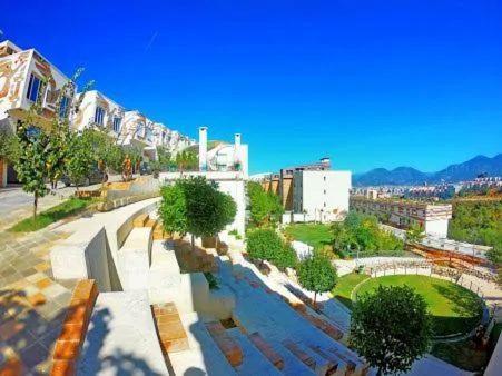 Deluxe Flat With Garden_Tirana Daire Dış mekan fotoğraf